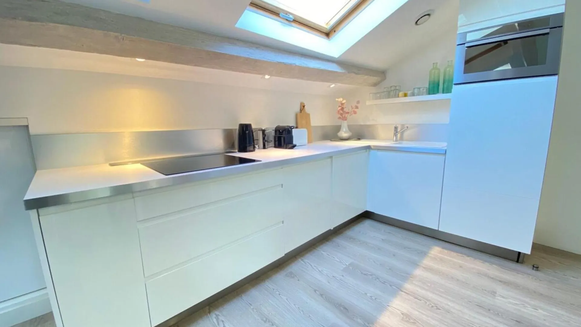 Modern & Bright 4-Room Apartment In Cannes Banane