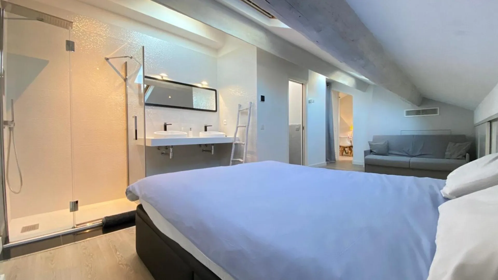 Modern & Bright 4-Room Apartment In Cannes Banane 0*,