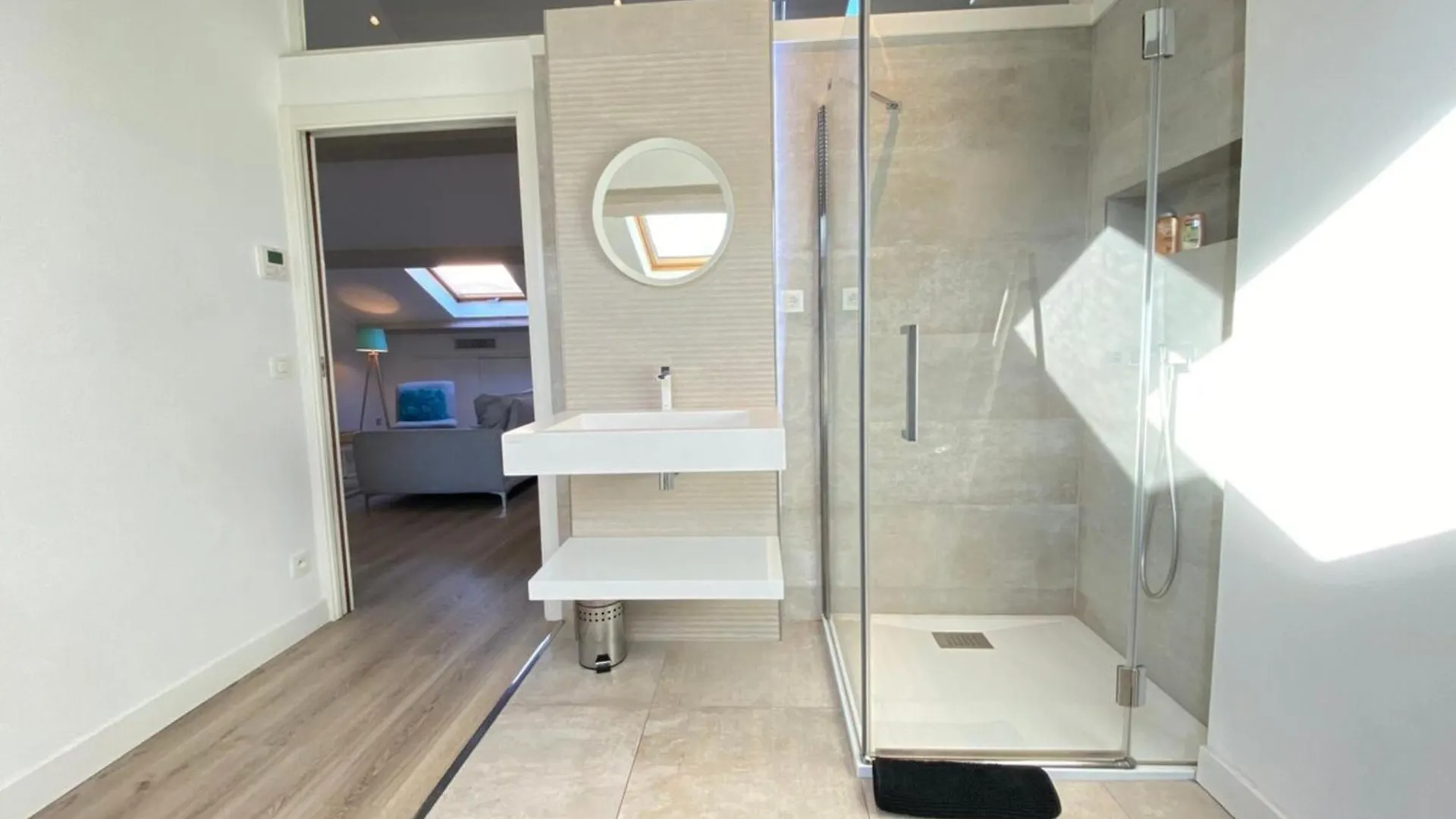 Modern & Bright 4-Room Apartment In Cannes Banane