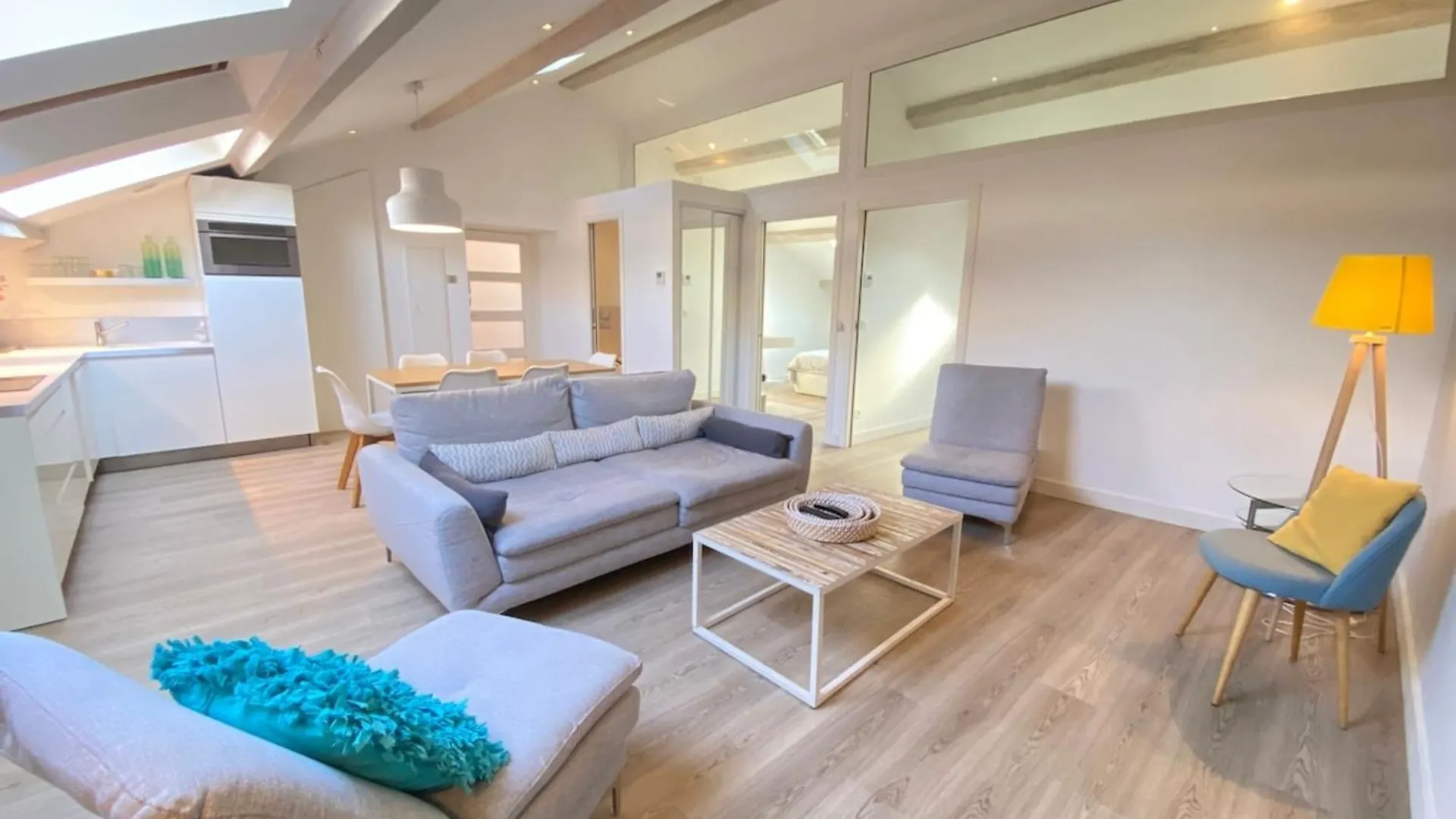 Modern & Bright 4-Room Apartment In Cannes Banane